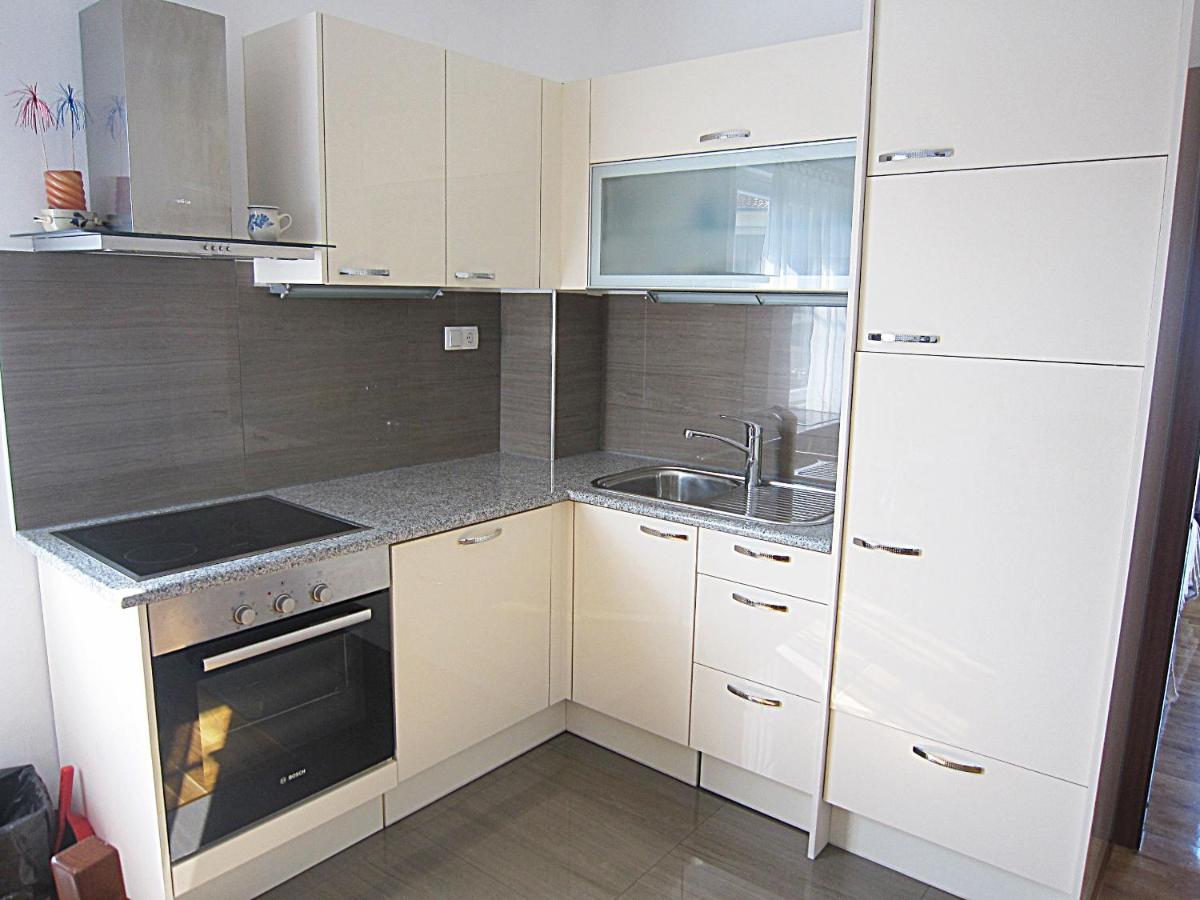 Villa Lucia Premium Rooms Primošten Εξωτερικό φωτογραφία