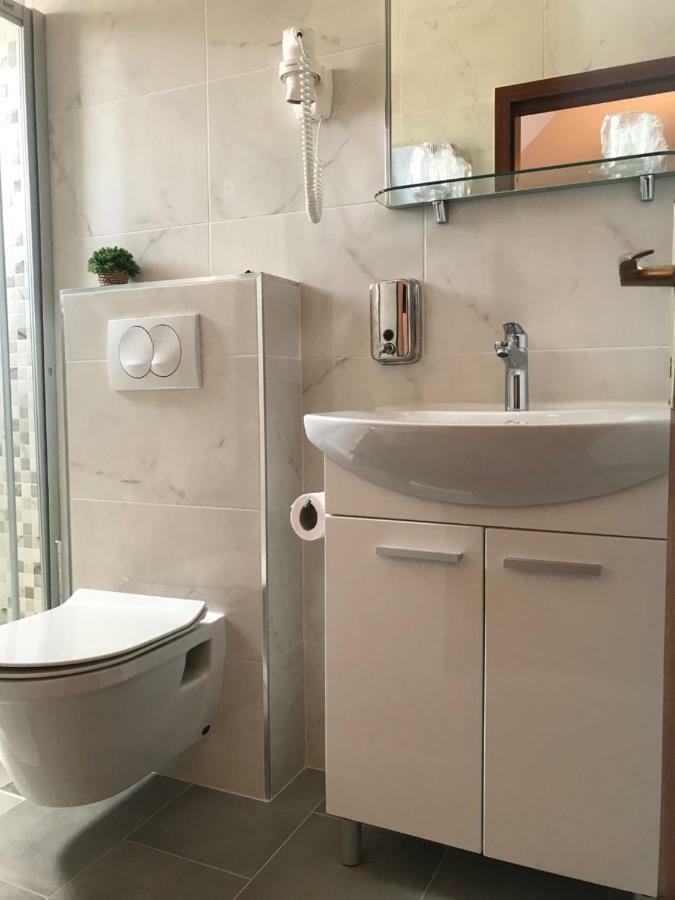 Villa Lucia Premium Rooms Primošten Εξωτερικό φωτογραφία